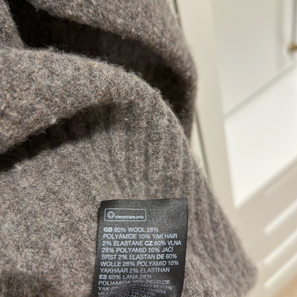 & Other Stories oversized jumper/sweater size M - Picture 3 of 5